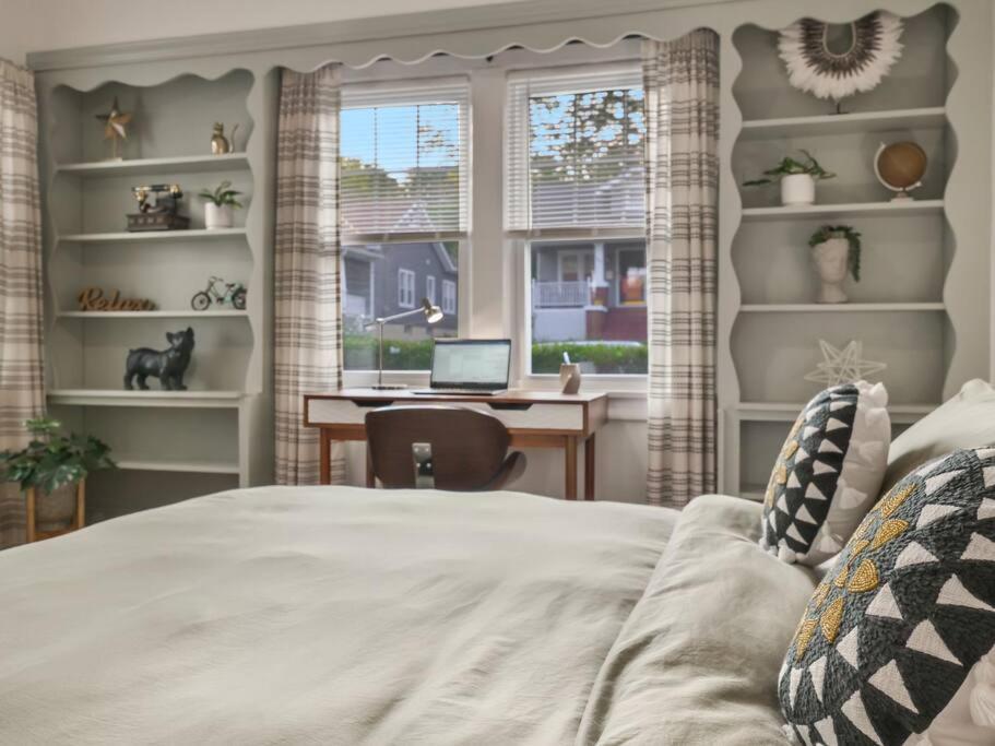 Midcentury Mod Suite, Hudson River/mt Beacon Views Apartment Newburgh